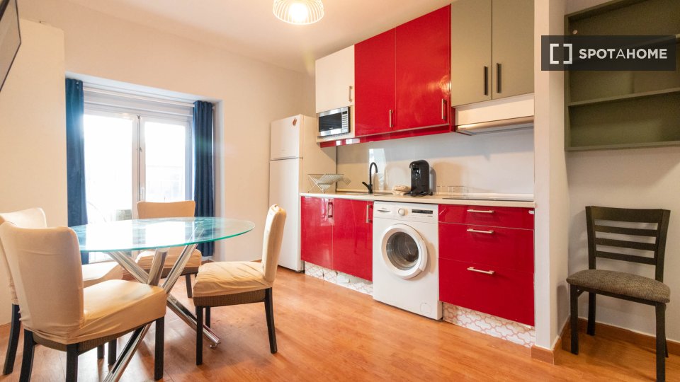 Apartment Madrid, 2 beds, 70m² — photo 5