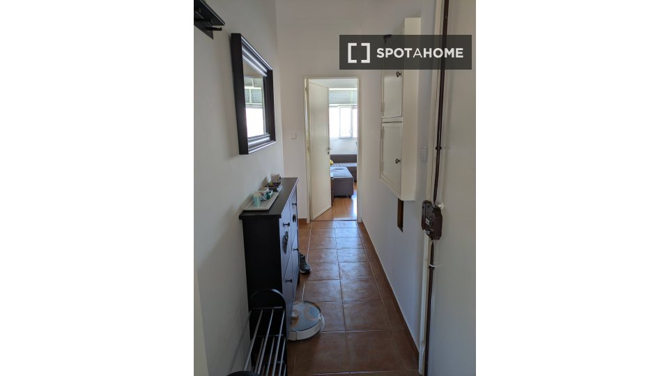 Apartment mono Lisbon, 55m² — photo 15