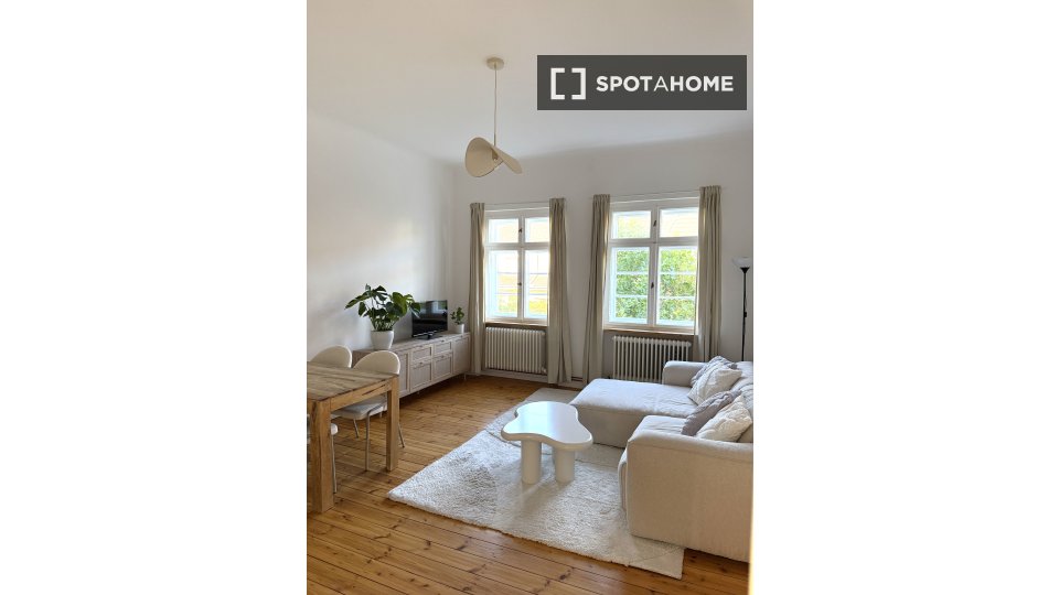 Apartment Berlin, 2 beds, 51m² — photo 3