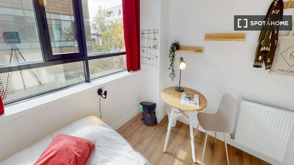 Double room Paris, 11 beds, 190m² — photo 25
