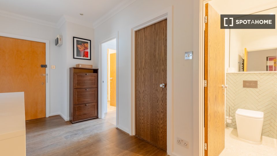 Apartment London, 2 beds — photo 4
