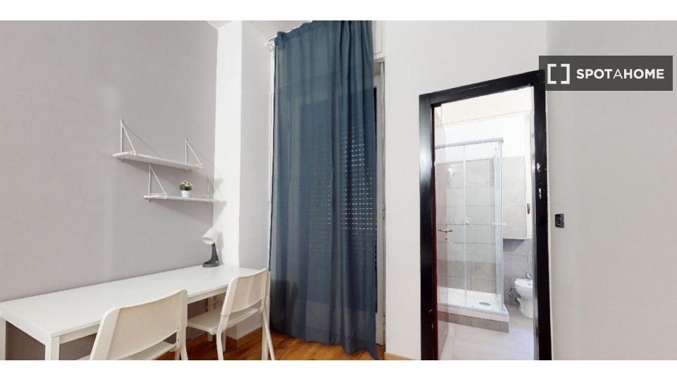 Double room Milan, 8 beds, 200m² — photo 18