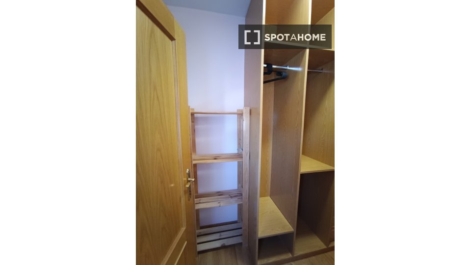 Double room Madrid, 5 beds — photo 18
