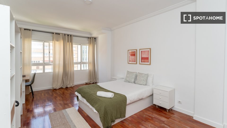 Double room Madrid, 7 beds — photo 58