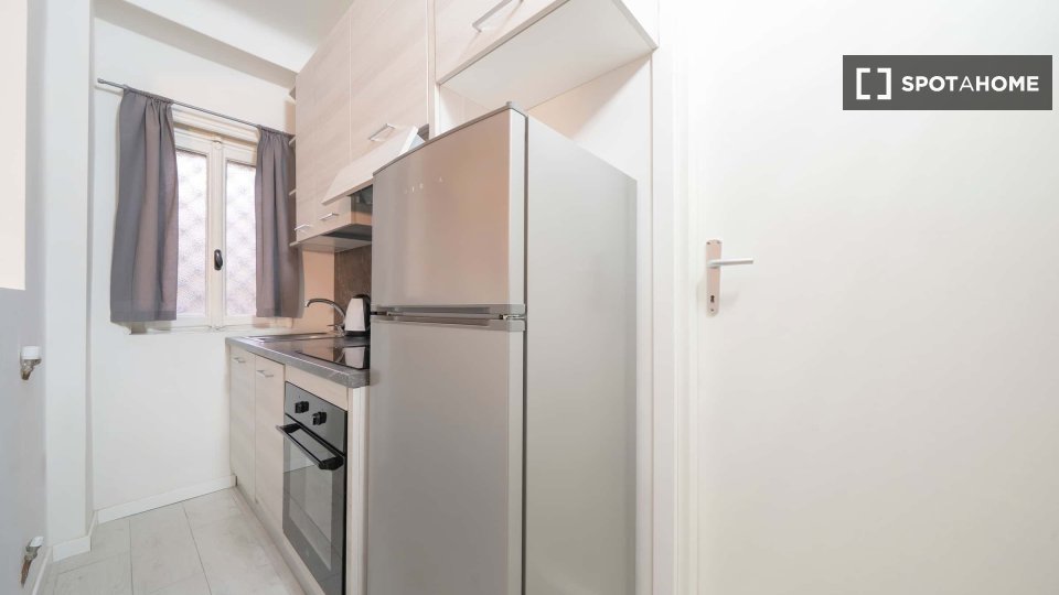 Apartment Milan, 2 beds, 69m² — photo 11