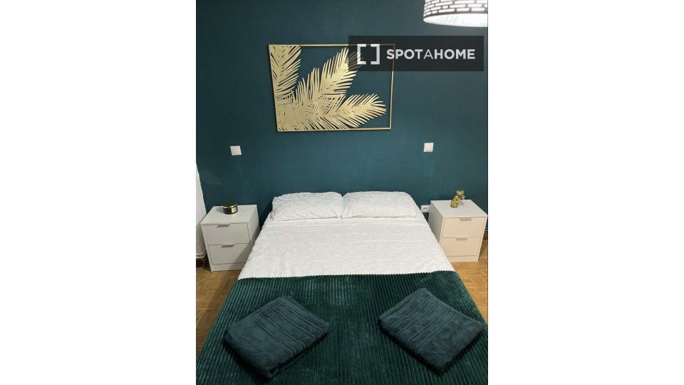 Double room Madrid, 4 beds, 60m² — photo 2