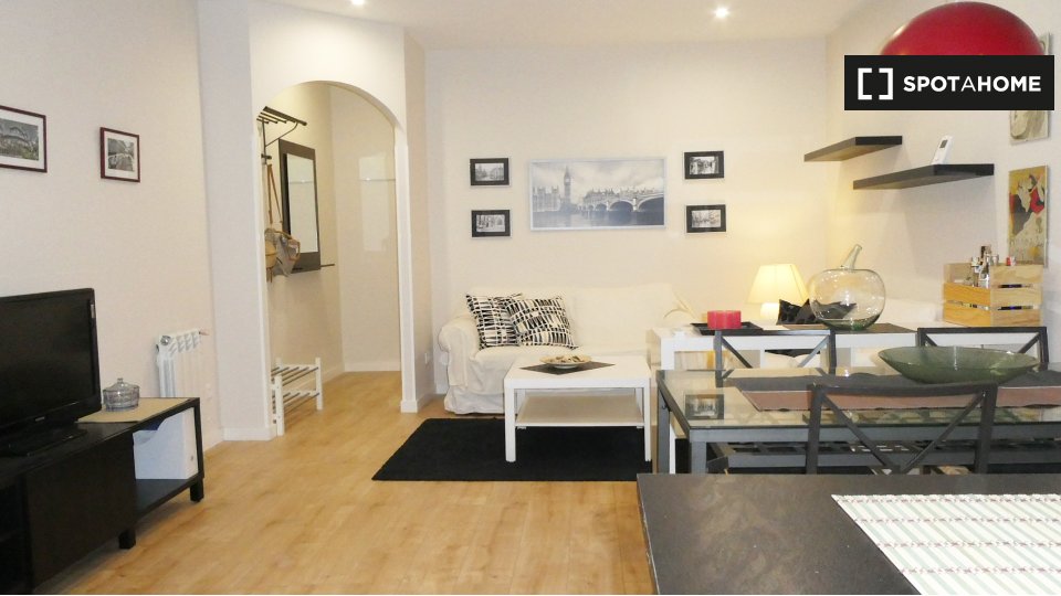 Apartment Madrid, 2 beds, 70m² — photo 1
