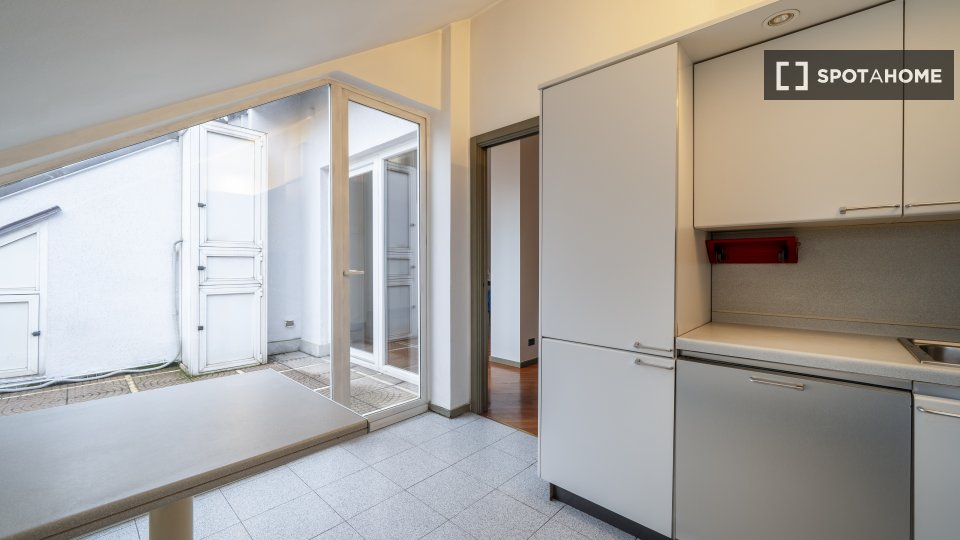 Apartment Milan, 2 beds, 120m² — photo 9