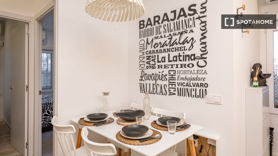 Apartment Madrid, 2 beds, 50m² — photo 2
