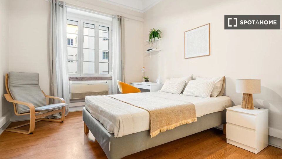 Double room Lisbon, 10 beds — photo 1