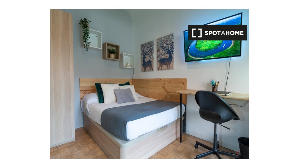 Double room Madrid, 6 beds, 207m² — photo 10