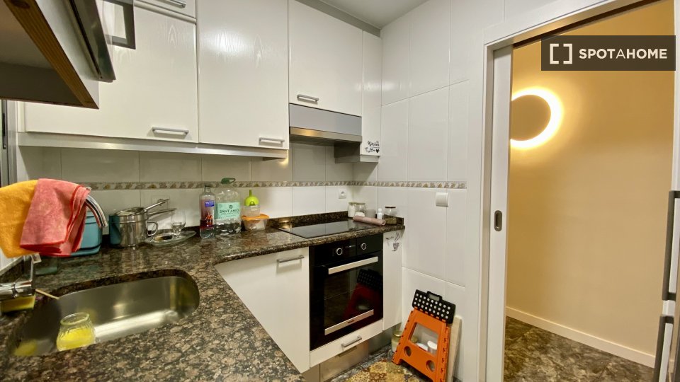 Apartment Barcelona, 3 beds, 62m² — photo 15