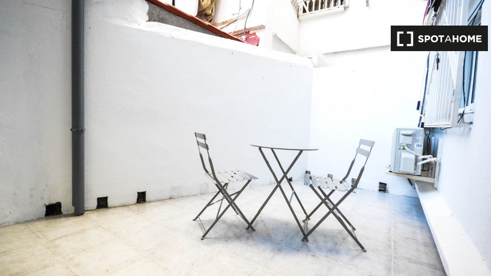 Double room Valencia, 4 beds, 100m² — photo 9