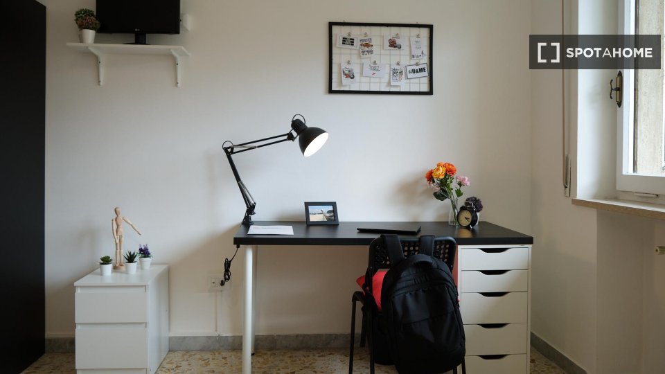 Camera doppia Napoli, 4 camere — foto 13