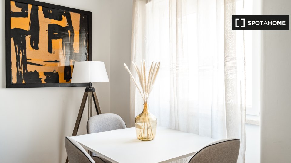 Apartment Lisbon, 1 bed — photo 15