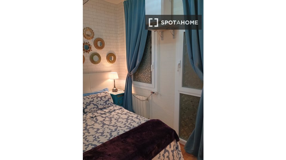 Double room Barcelona, 1 bed, 100m² — photo 3