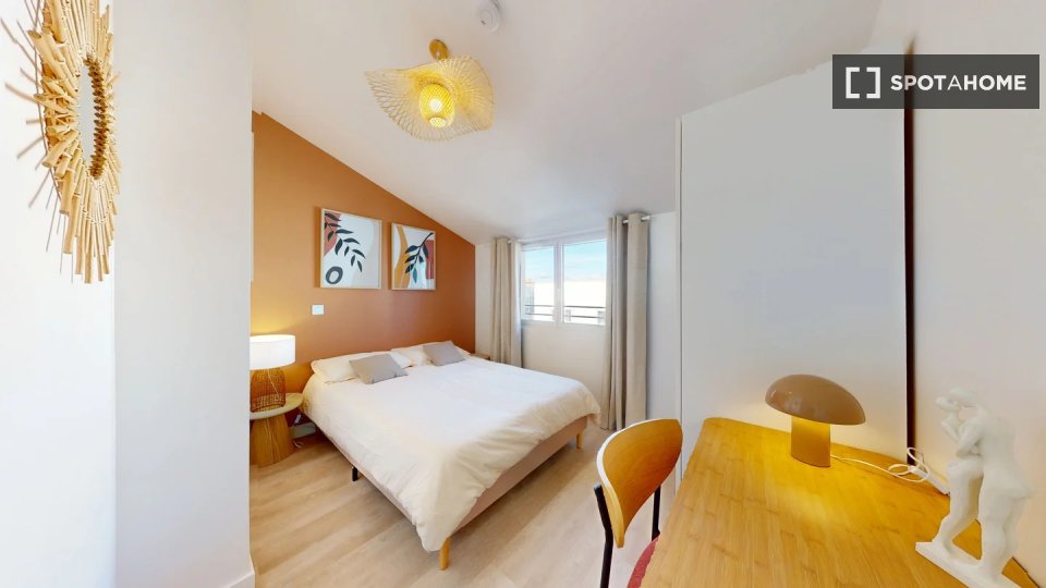 Double room Lyon, 17 beds — photo 50