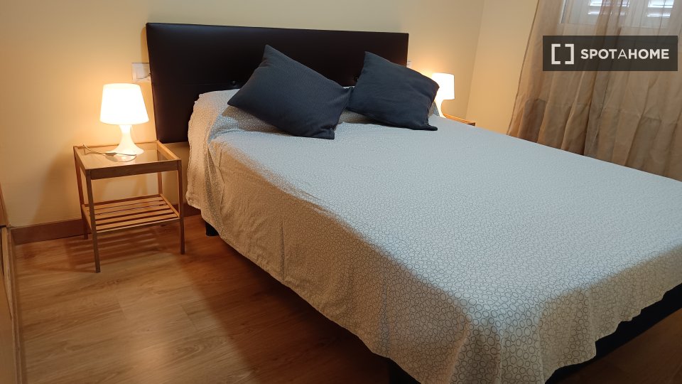 Apartment Malaga, 3 beds, 100m² — photo 4