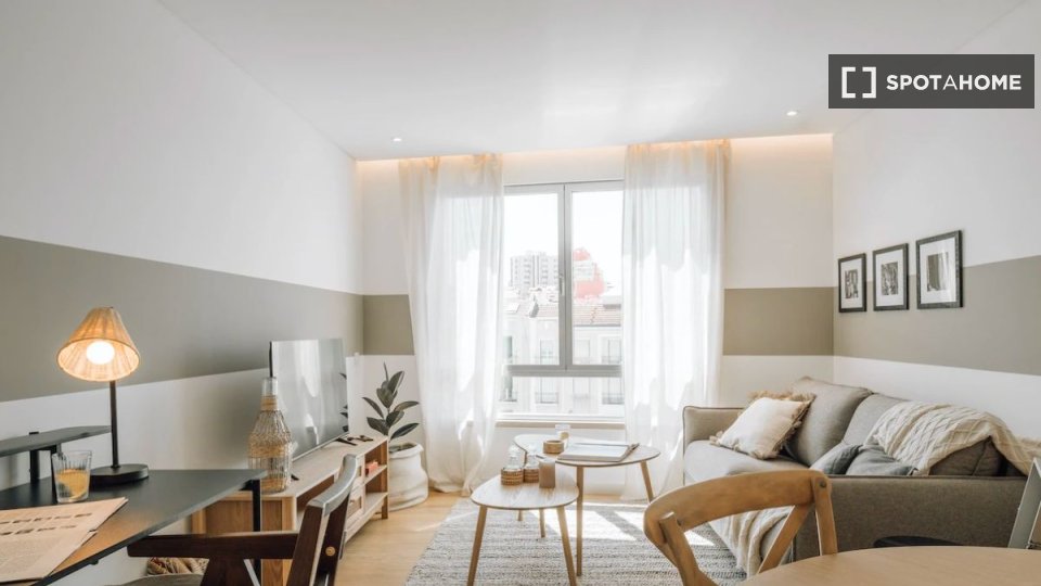 Apartment Lisbon, 1 bed — photo 6