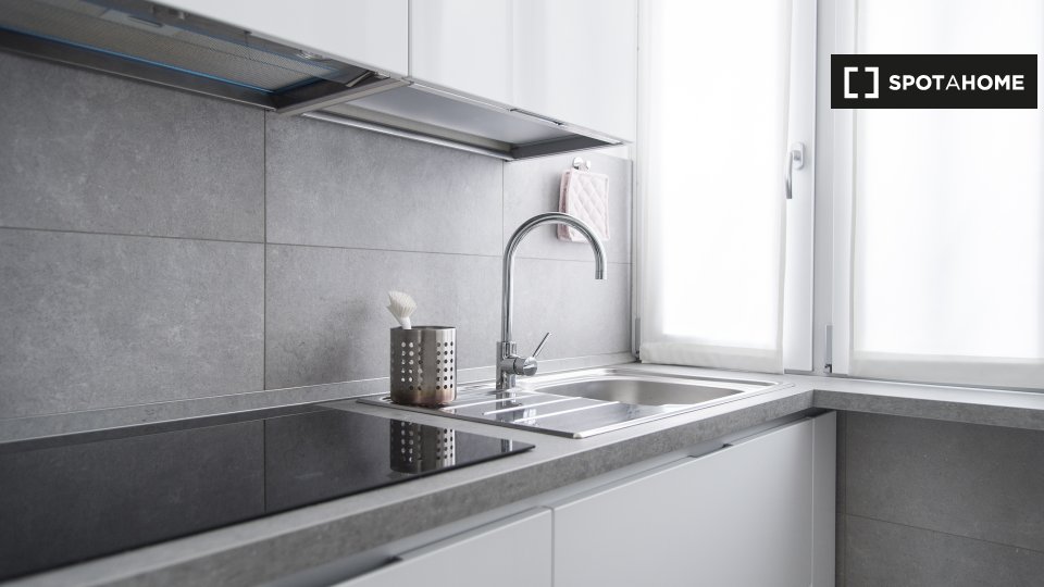Apartment Milan, 1 bed, 67m² — photo 5