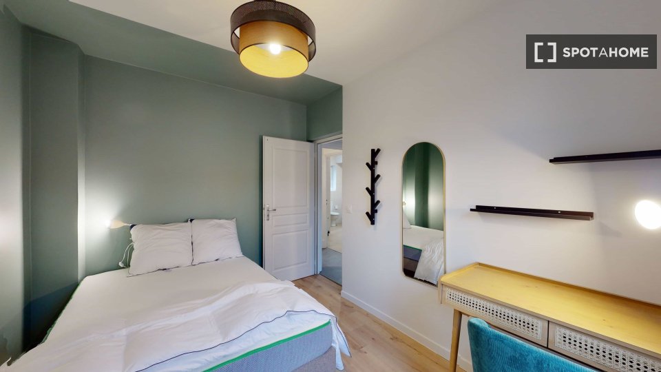 Double room Lille, 15 beds — photo 18