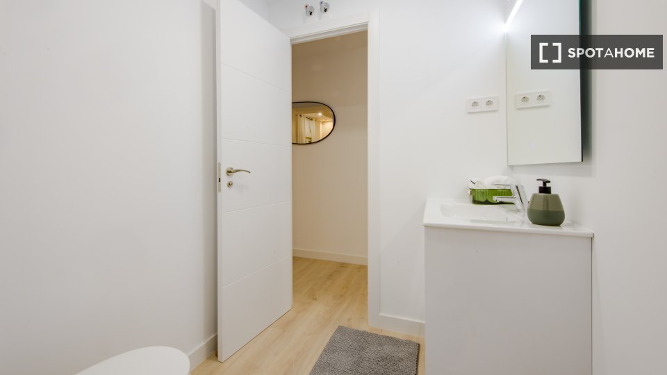 Camera doppia Madrid, 4 camere — foto 9