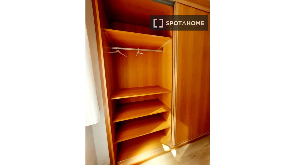 Double room Madrid, 4 beds, 90m² — photo 39