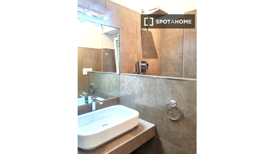 Apartment Rome, 1 bed, 42m² — photo 17