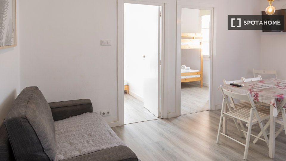 Apartment Valencia, 3 beds, 70m² — photo 15