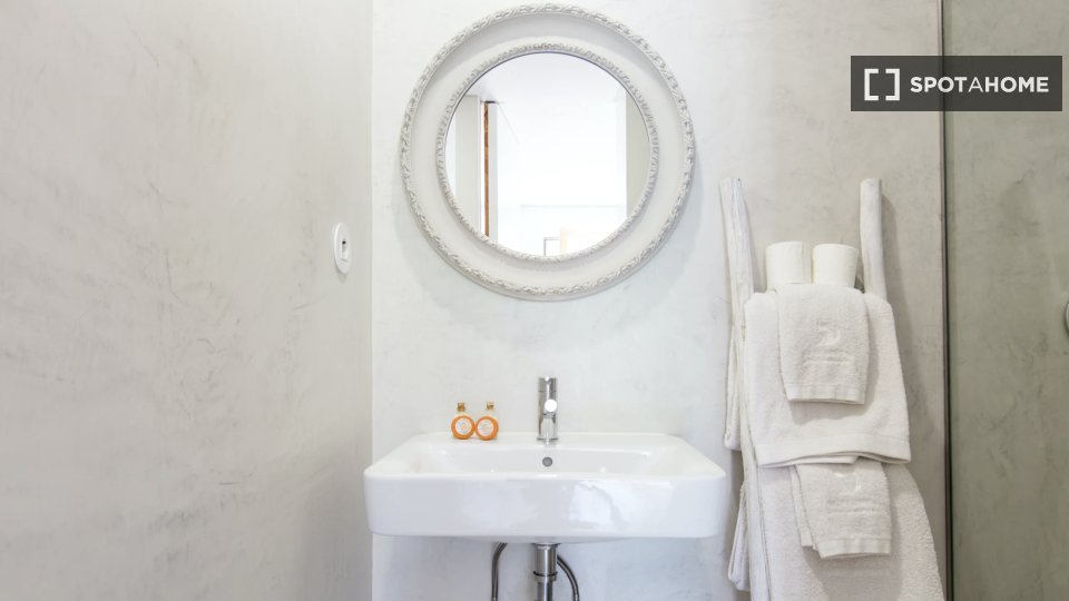 Apartment mono Lisbon, 30m² — photo 2