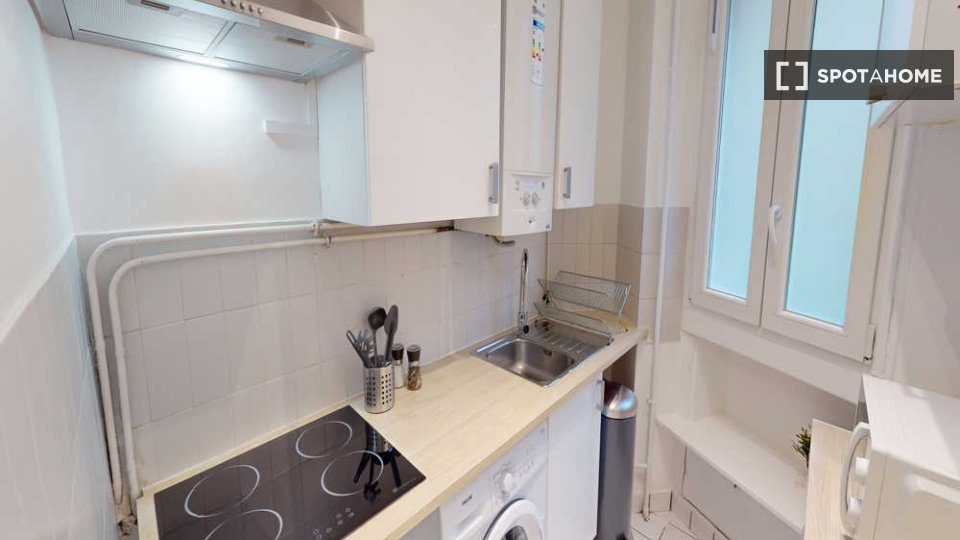 Double room Paris, 4 beds, 60m² — photo 5