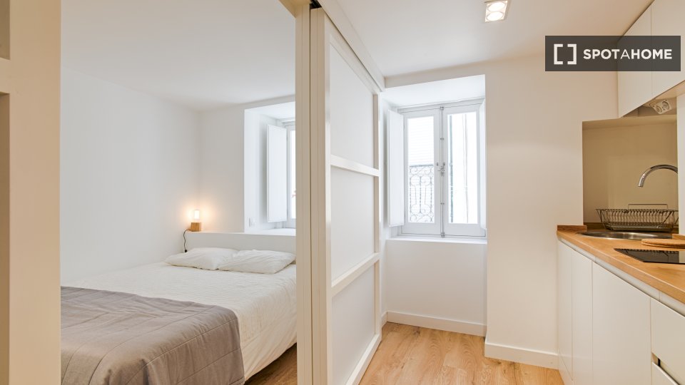 Apartment mono Lisbon, 36m² — photo 10