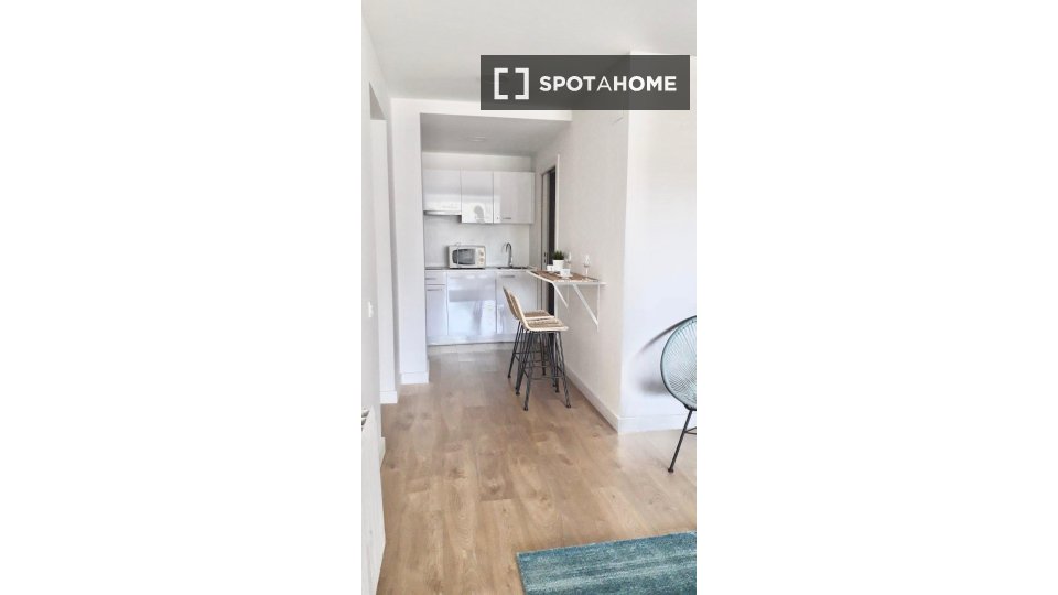 Apartment Barcelona, 2 beds — photo 1