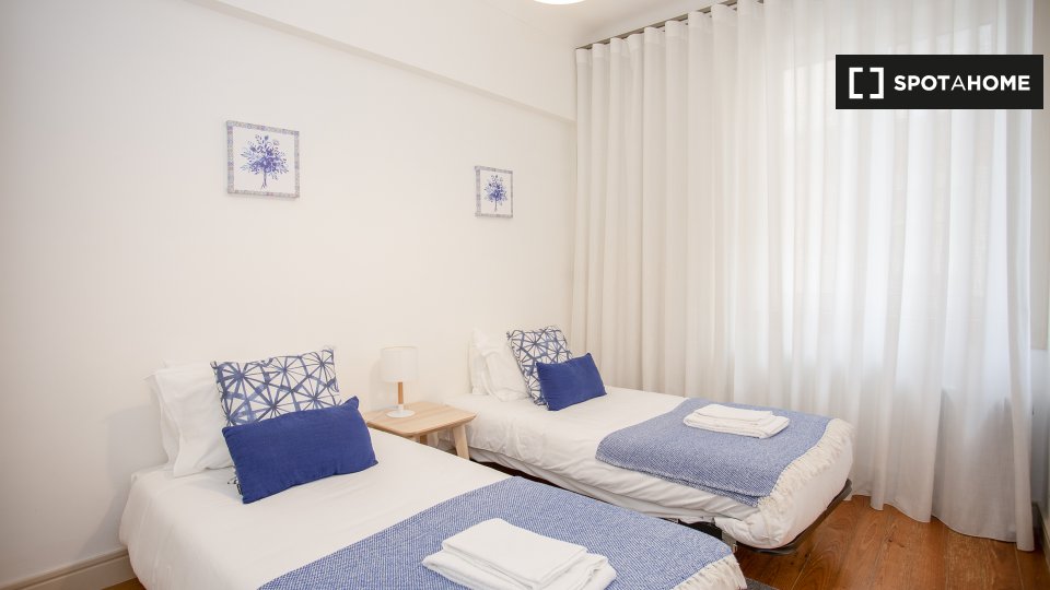 Apartment Porto, 3 beds, 115m² — photo 16