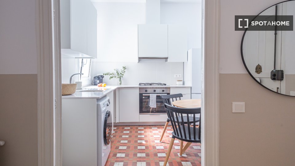 Double room Barcelona, 4 beds, 90m² — photo 19