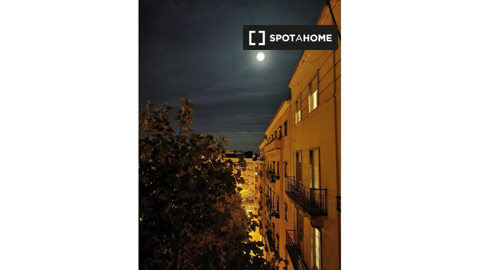 Double room Lisbon, 5 beds — photo 14