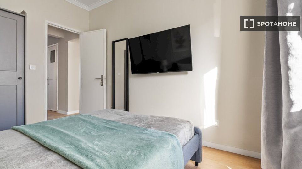 Double room Lisbon, 6 beds — photo 12