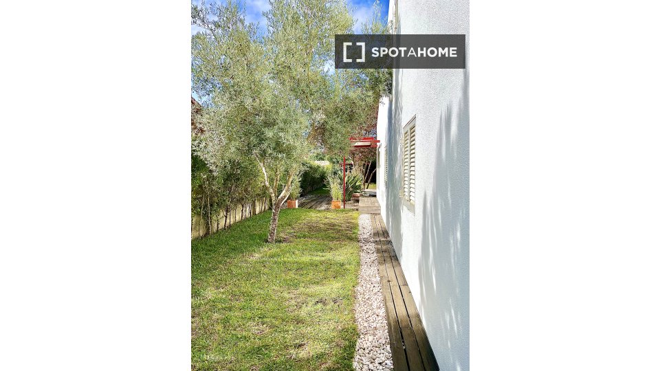 Apartment Lisbon, 4 beds, 120m² — photo 19