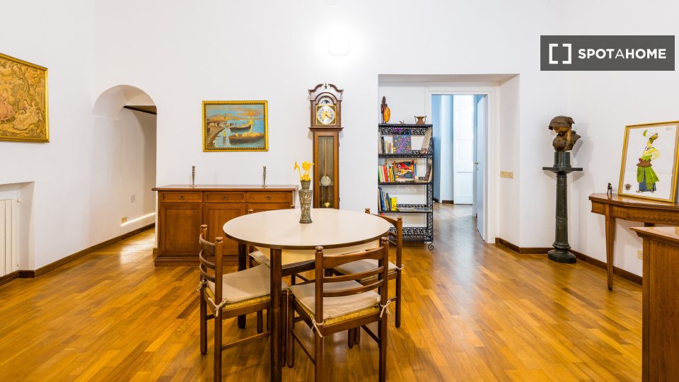 Apartment Naples, 2 beds, 130m² — photo 8