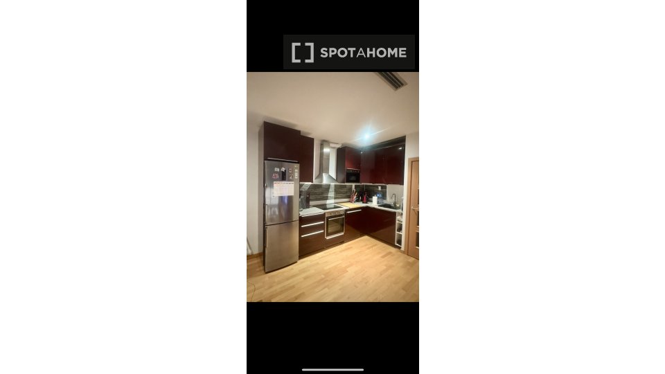 Double room Barcelona, 1 bed, 65m² — photo 18