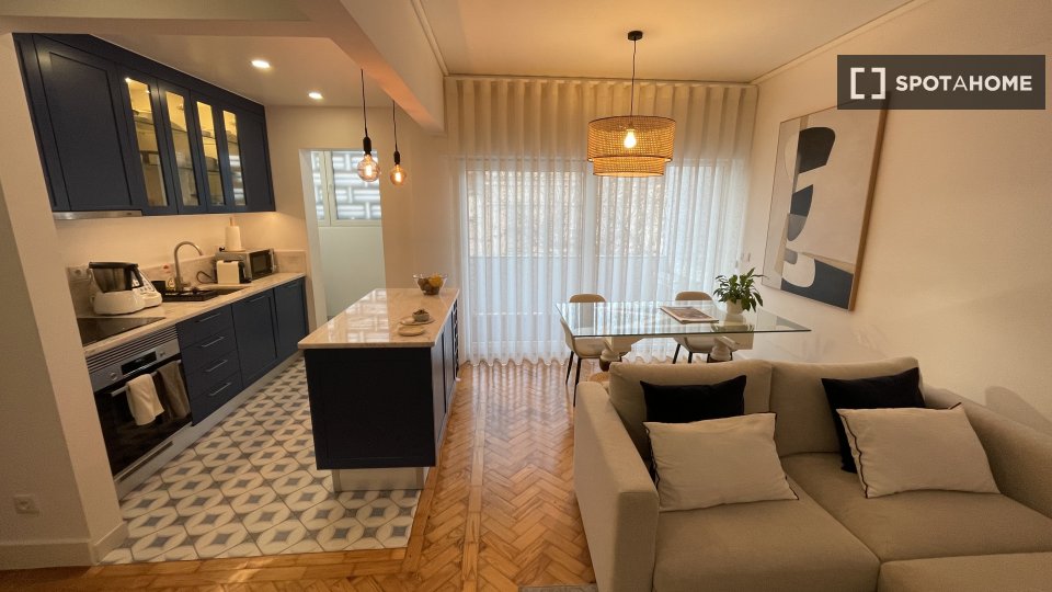 Apartment Lisbon, 1 bed, 60m² — photo 8