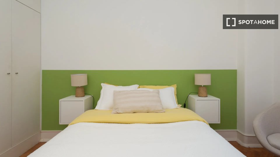 Double room Lisbon, 6 beds — photo 2