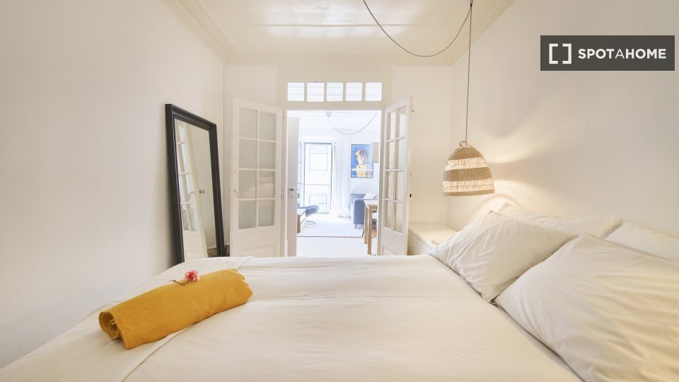 Apartment mono Lisbon, 40m² — photo 2