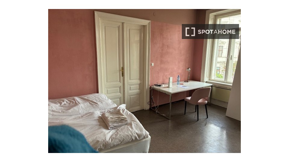 Double room Vienna, 3 beds, 88m² — photo 1