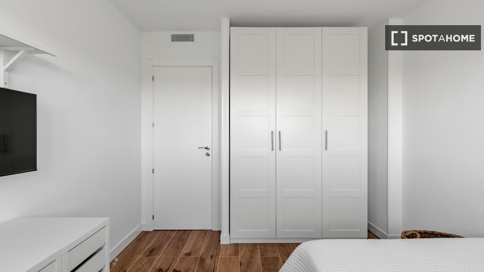 Apartment Madrid, 4 beds, 115m² — photo 6