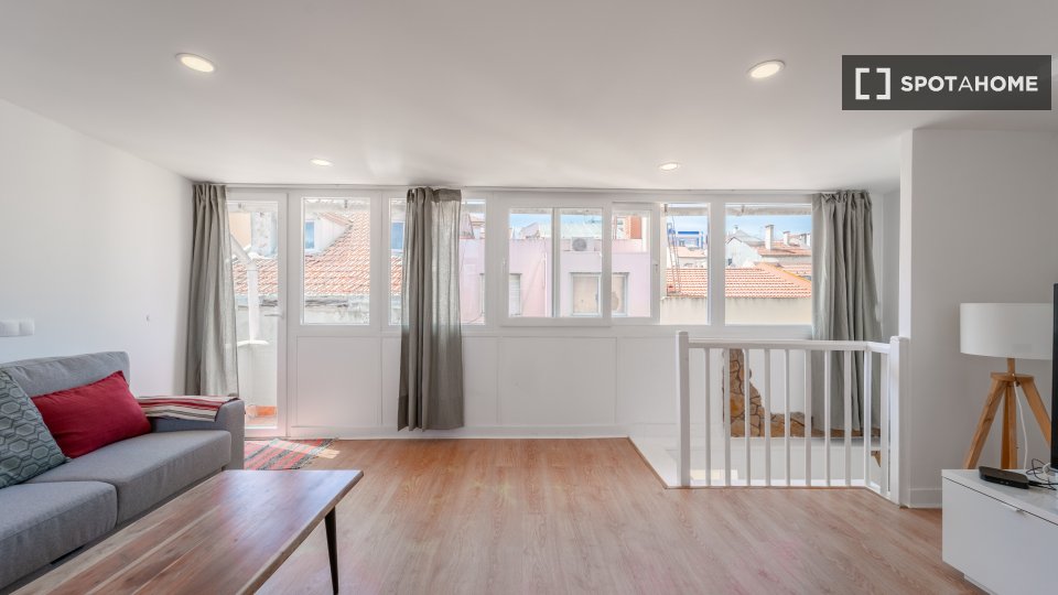 Apartment Lisbon, 2 beds, 97m² — photo 6