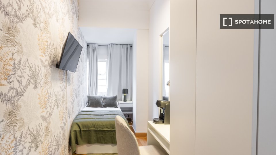 Double room Alicante, 8 beds — photo 2