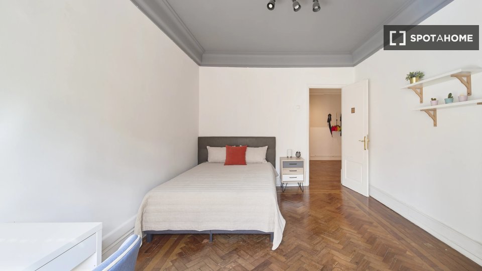 Double room Lisbon, 7 beds — photo 12