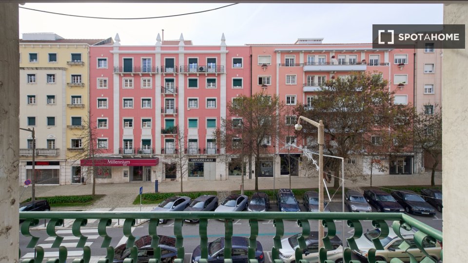 Double room Lisbon, 7 beds — photo 9