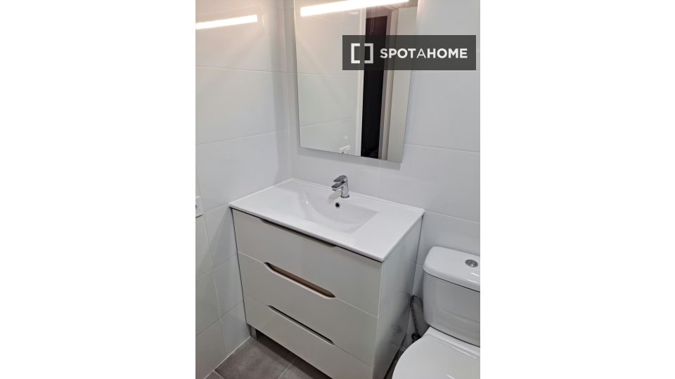 Apartment Valencia, 2 beds — photo 8